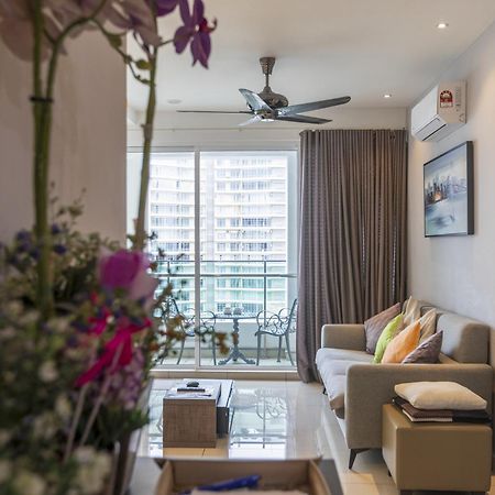 Sky Suites Τζωρτζ Τάουν Εξωτερικό φωτογραφία