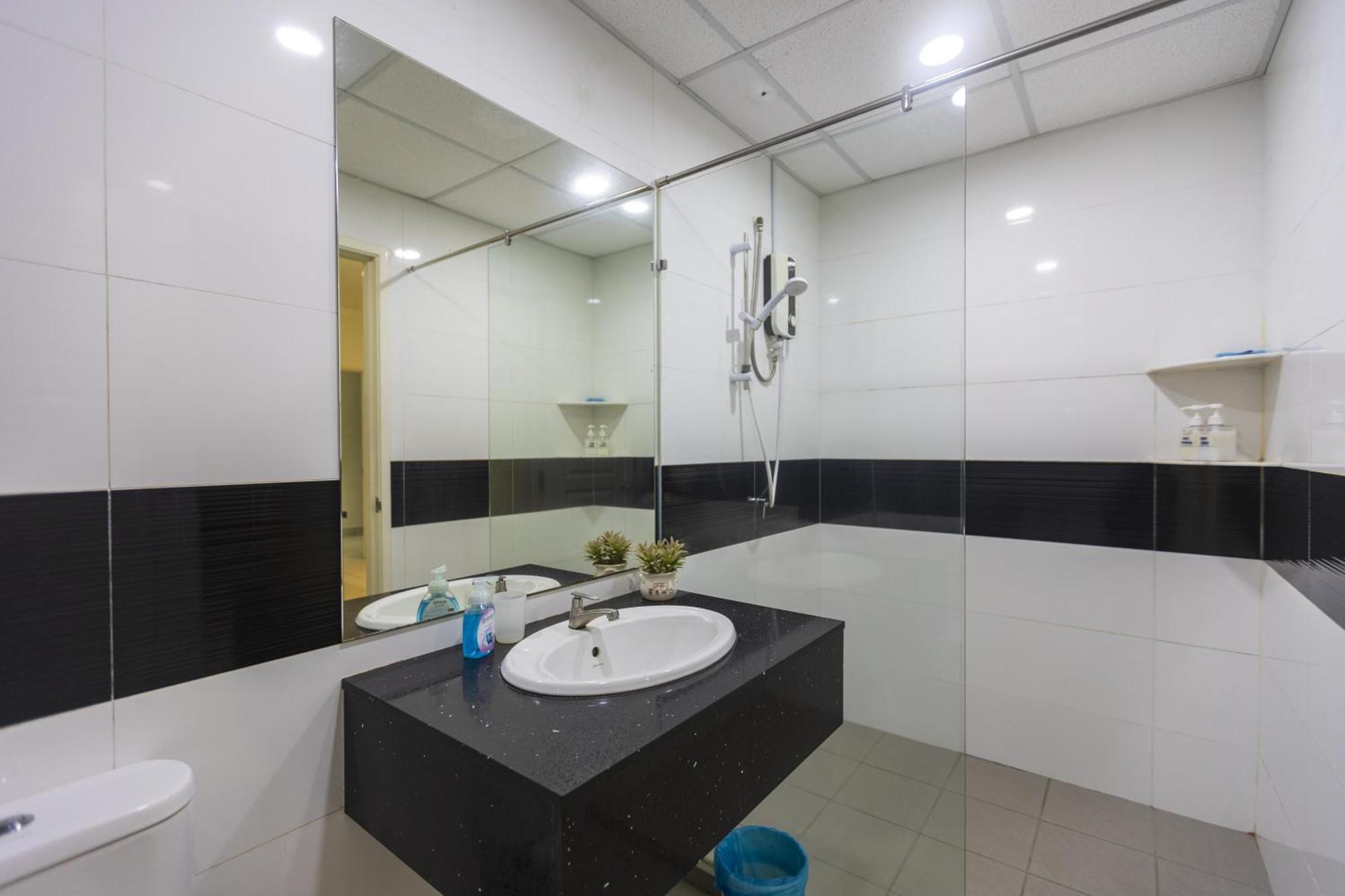 Sky Suites Τζωρτζ Τάουν Εξωτερικό φωτογραφία